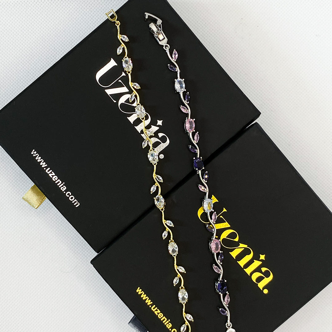 Floréve | Floral Crystal Bracelet | Uzenia