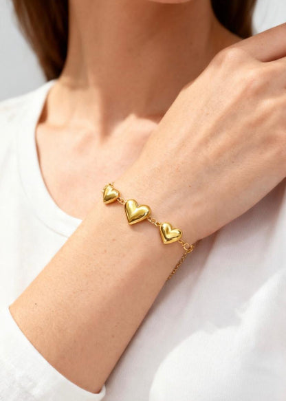Gold Heart Bracelet "Adjustable"